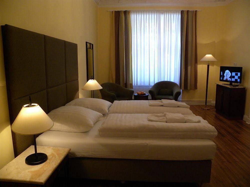Hotel-Pension Michele Berlin Dış mekan fotoğraf