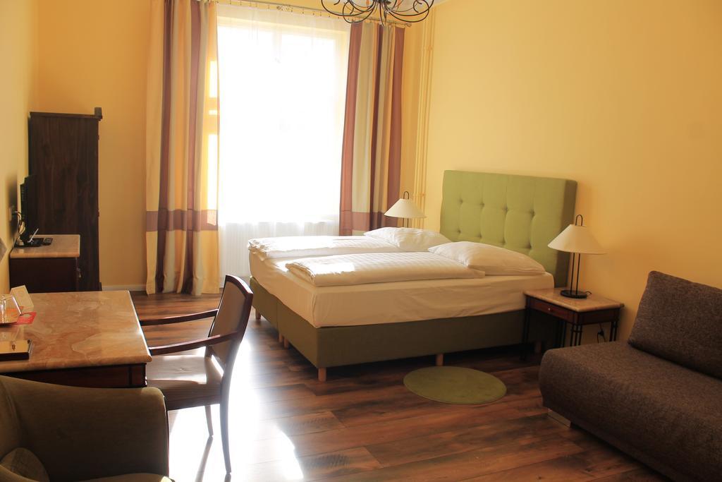 Hotel-Pension Michele Berlin Dış mekan fotoğraf