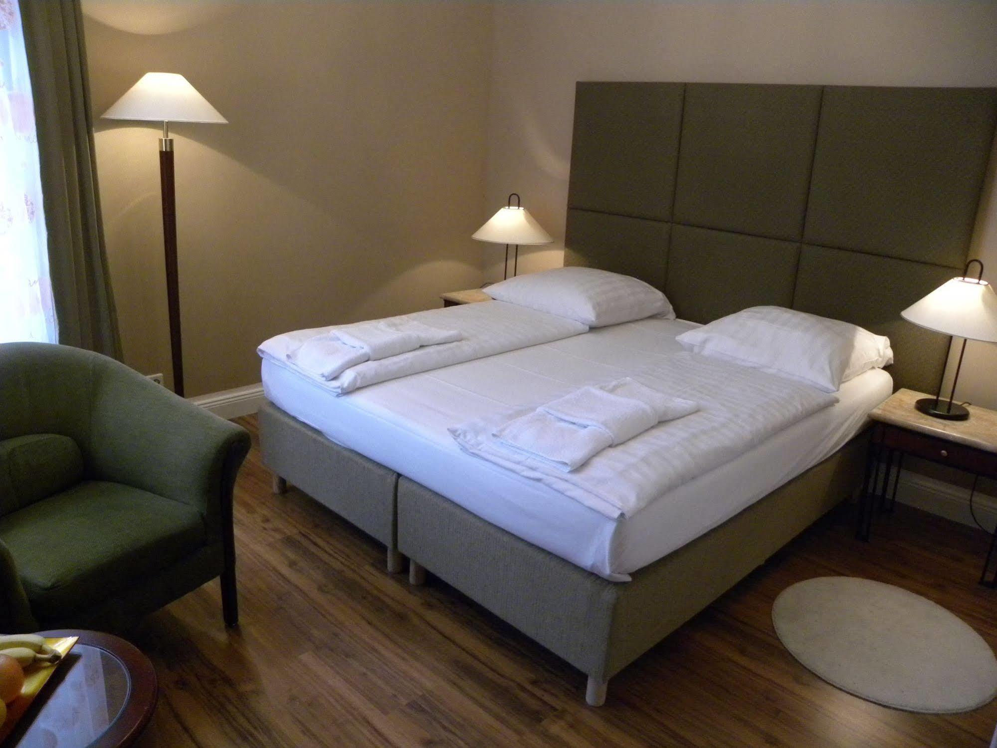 Hotel-Pension Michele Berlin Dış mekan fotoğraf