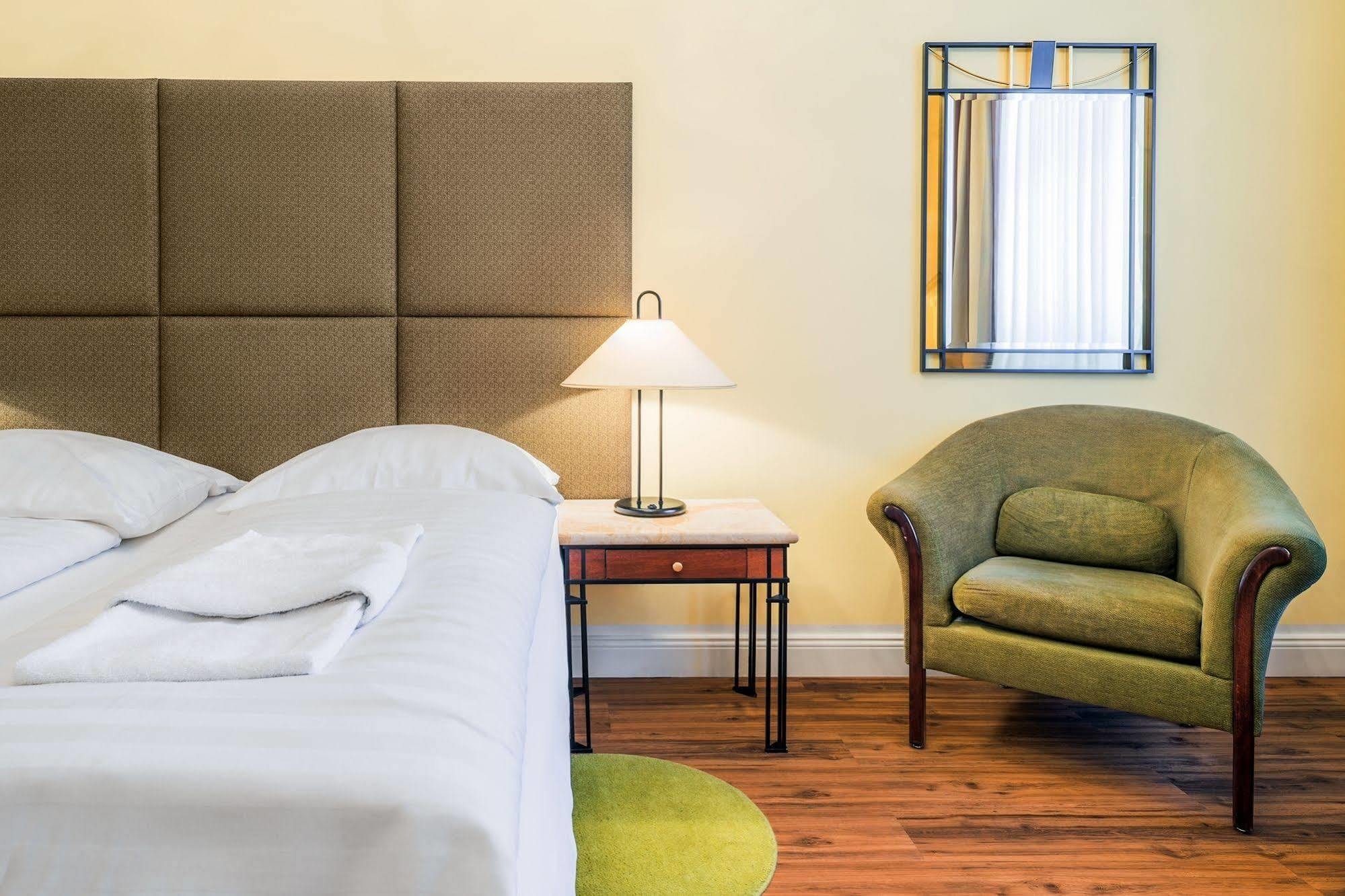 Hotel-Pension Michele Berlin Dış mekan fotoğraf